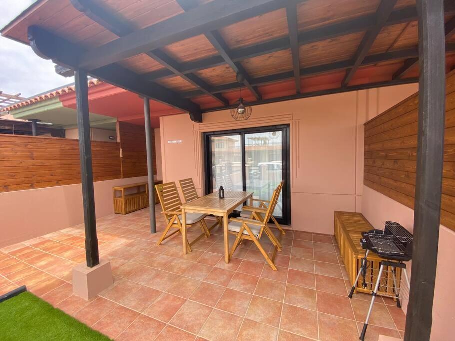 לאחארס Ocean Home - No Stress Holidays מראה חיצוני תמונה
